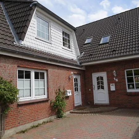 アパート Lucy Lucy ビューズム